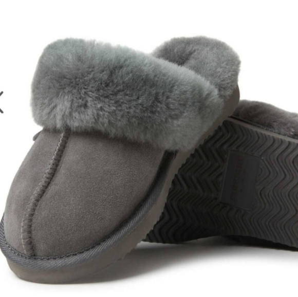Dearfoams Fireside Genuine Sheepskin Slipper Women's 8W NWT - Picture 1 of 13